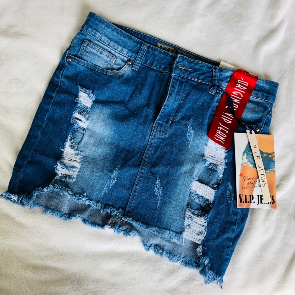 Distressed denim miniskirt SZ XL NWT